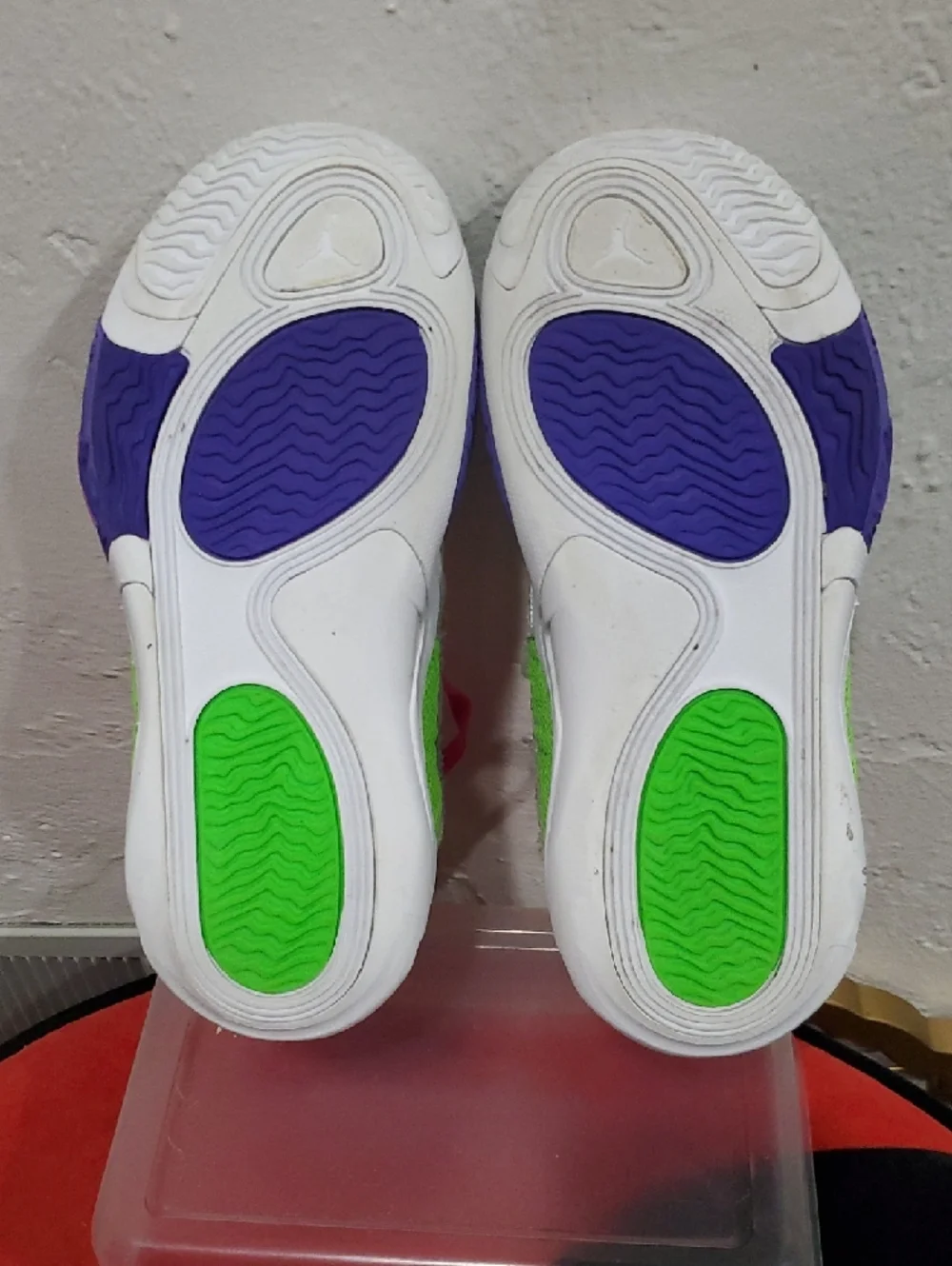 Jordan Tatum 2 Sneakers in Teal, Pink & Neon. - Picture 11 of 13